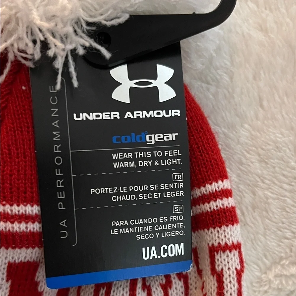 Under Armour YOUTH OSFA Red and White Wisconsin Beanie (OL)